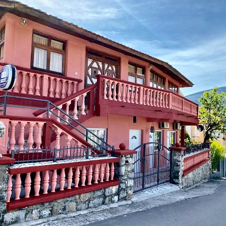 Vila Duricic 300M Od Mora Hotel Đenovići Exterior photo